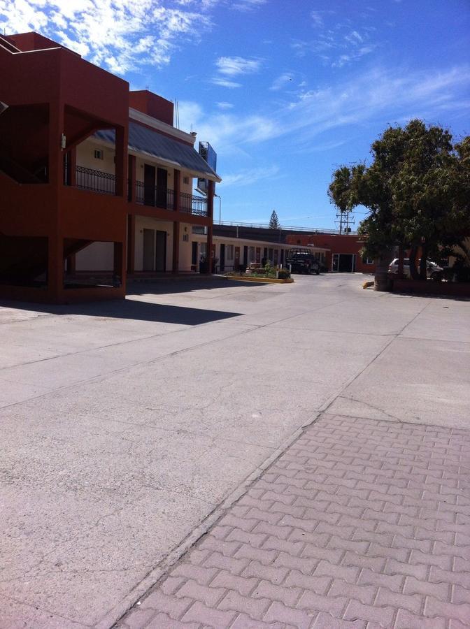 Hotel El Descanso Mazatlán Buitenkant foto