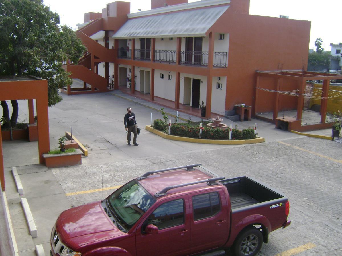 Hotel El Descanso Mazatlán Buitenkant foto