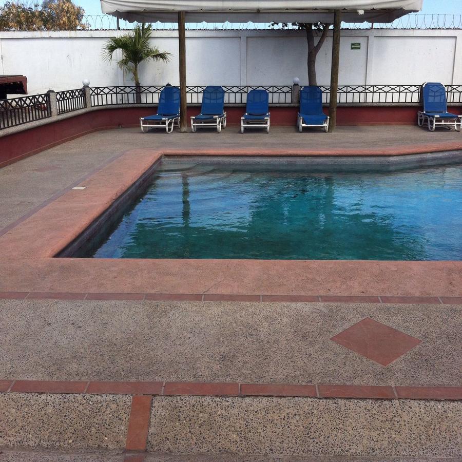 Hotel El Descanso Mazatlán Buitenkant foto